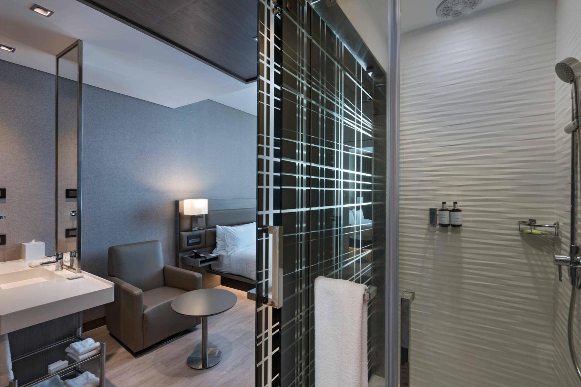Ac Hotels By Marriott Guatemala City Bagian luar foto