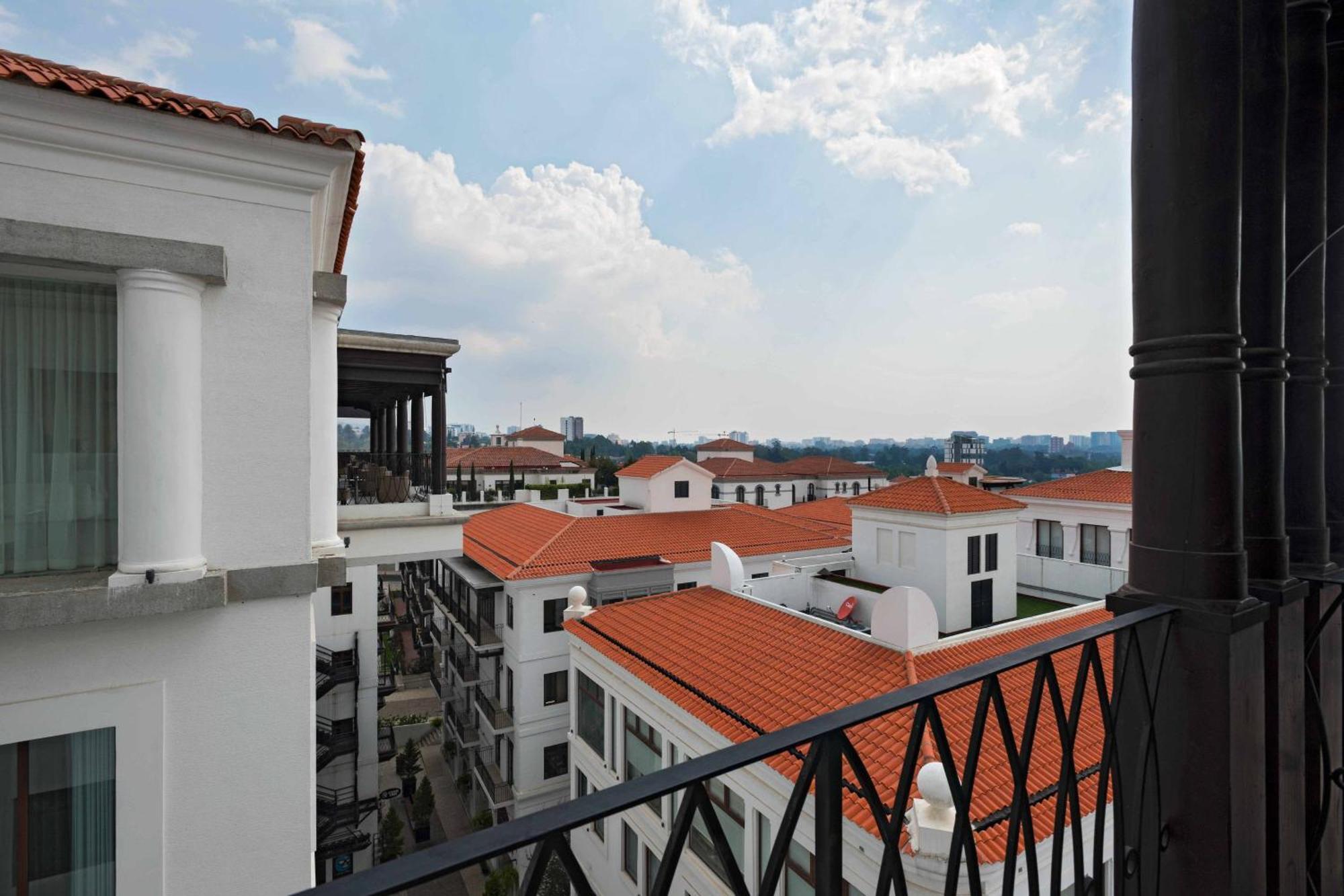Ac Hotels By Marriott Guatemala City Bagian luar foto
