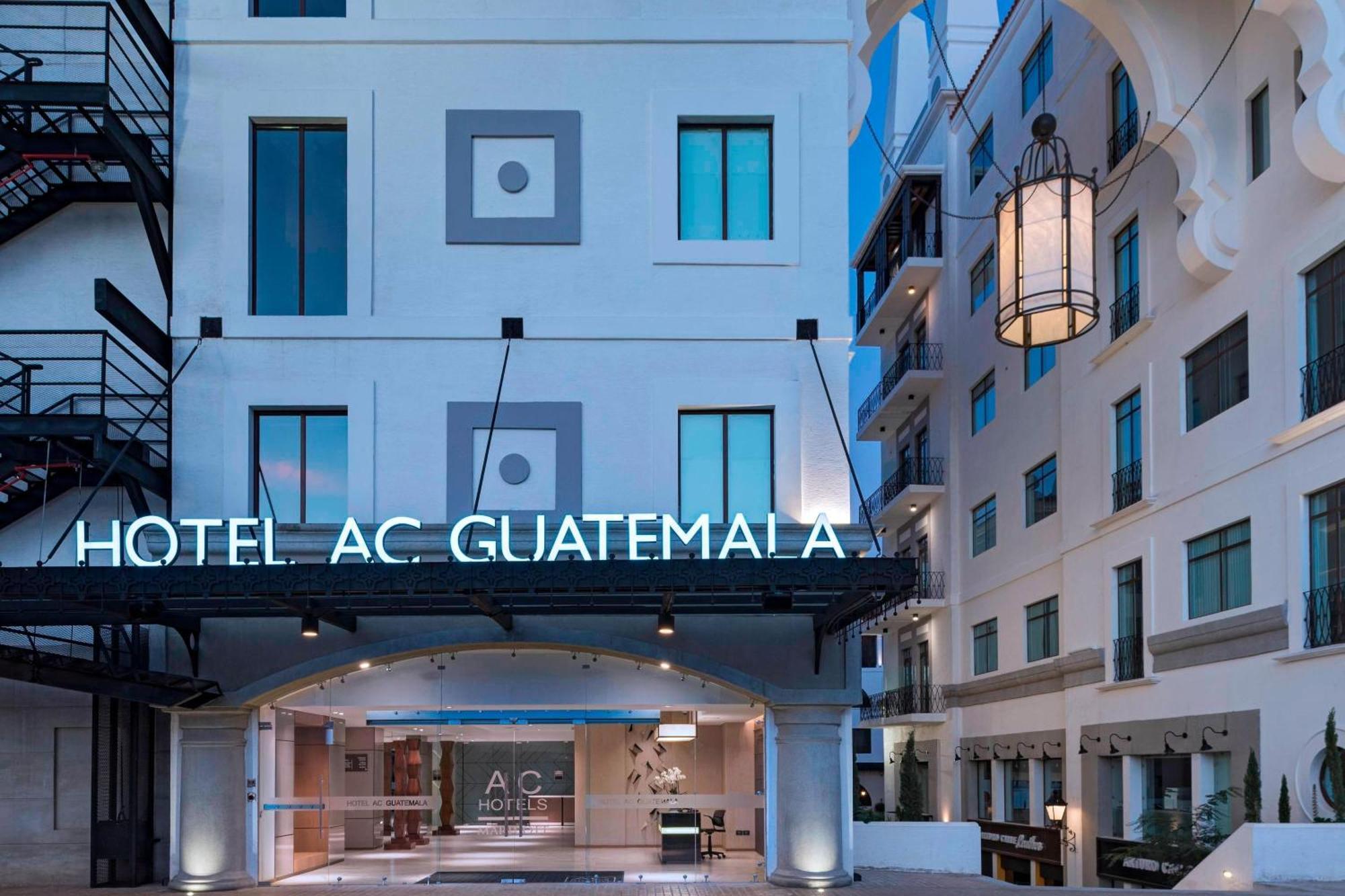 Ac Hotels By Marriott Guatemala City Bagian luar foto