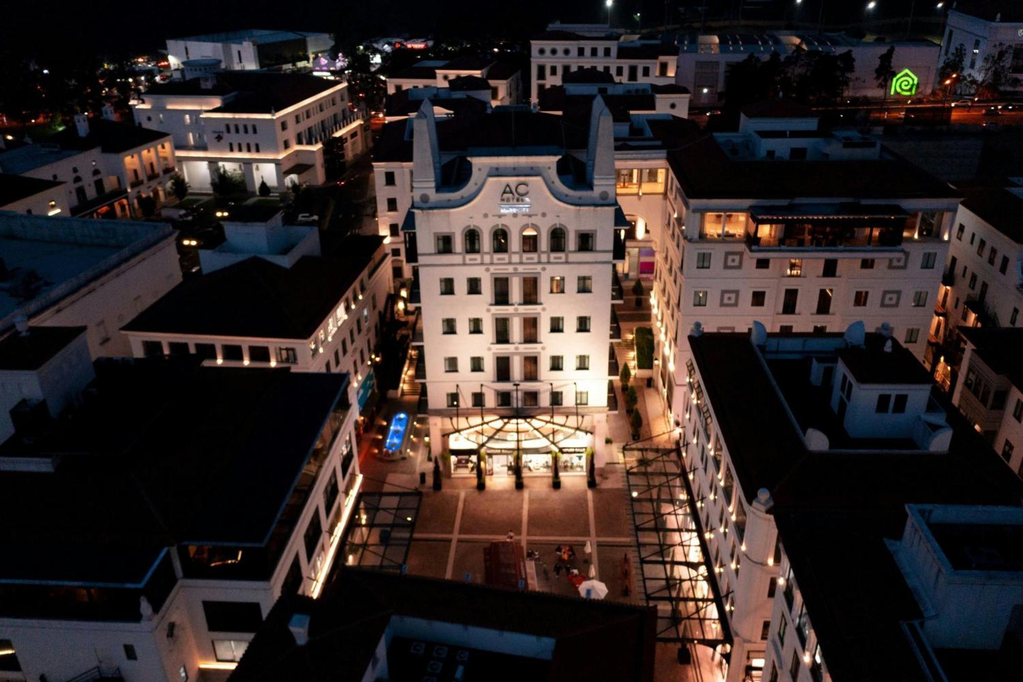Ac Hotels By Marriott Guatemala City Bagian luar foto
